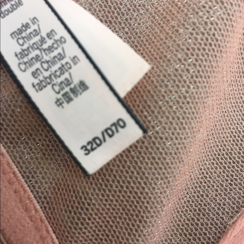 Victoria’s Secret sheer pink underwire bra HP24 - Picture 7 of 13